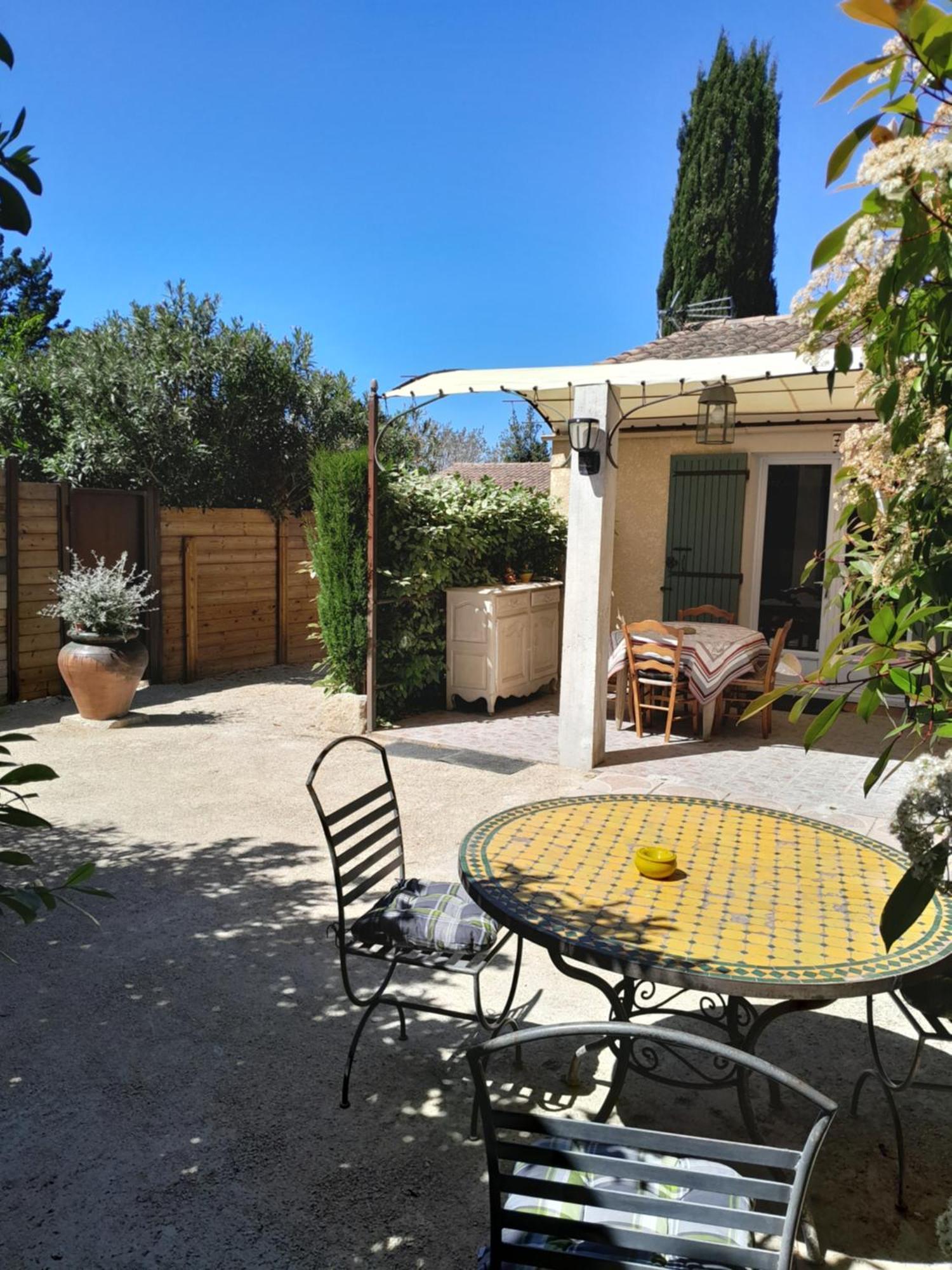 Le Mazet De Louise Apartment Saint-Rémy-de-Provence Exterior foto